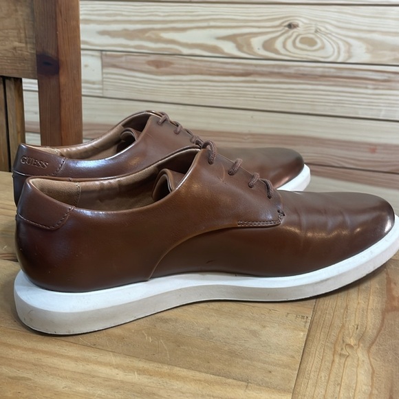 Guess Leather Dress Shoes Mens Rich Brown Excellent Almost New Condition 9.5 - Picture 10 of 10